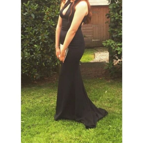 Sherri Hill size 0 black long formal gown with train and keyhole front open back - Picture 4 of 16